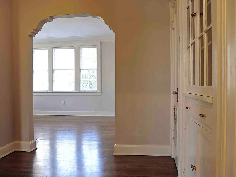 2511 Atlantic Ave #3 — Photo 3