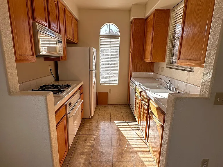8674 New Salem St — Photo 6