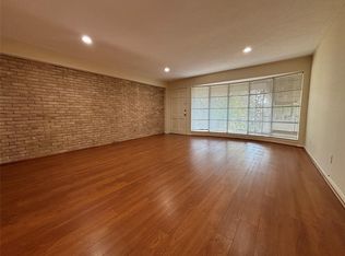 2727 Briarhurst Dr APT 21, Houston, TX 77057