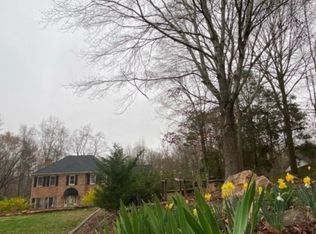 3700 Tilley Morris Rd, Matthews, NC 28105