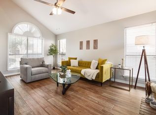 8319 Glen Canyon Dr, Round Rock, TX 78681
