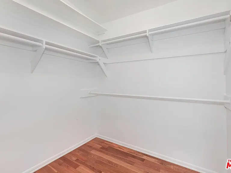 8531 Walnut Dr — Photo 19