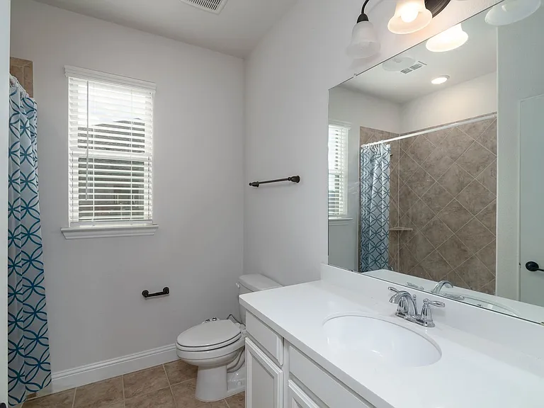 4532 Westminster Ave — Photo 6