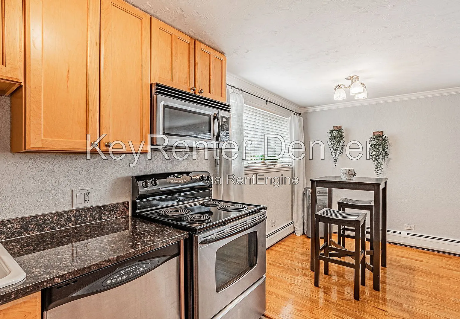 1 bed, 1.0 bath, 621 sqft, $1,150 — Photo 1
