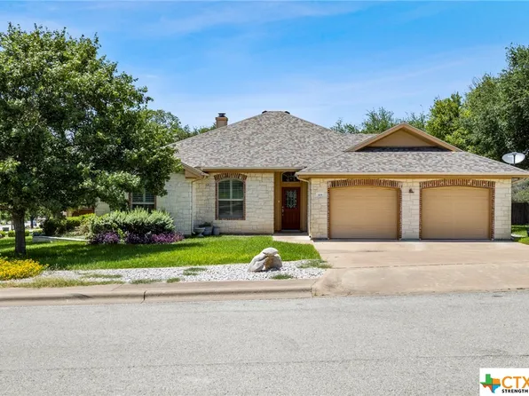 305 Alexander Ave, Burnet, TX 78611