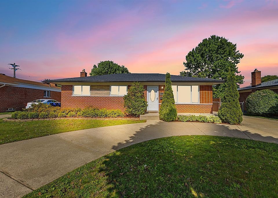 1st image of 30121 Gloede Dr