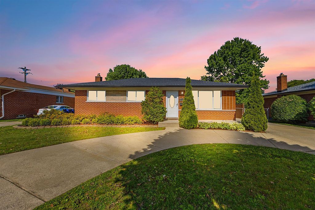 30121 Gloede Dr - Property Image