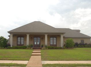 502 Edgewood Ln, Brandon, MS 39042