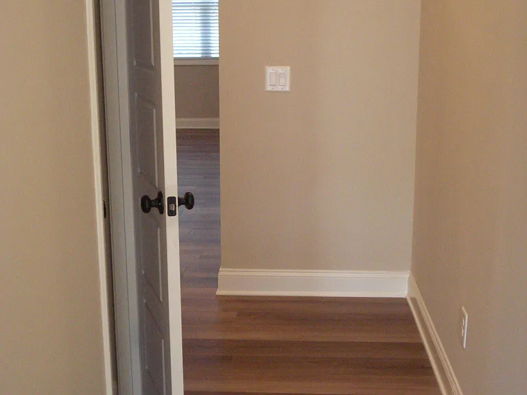 Entrance & Coat Closet