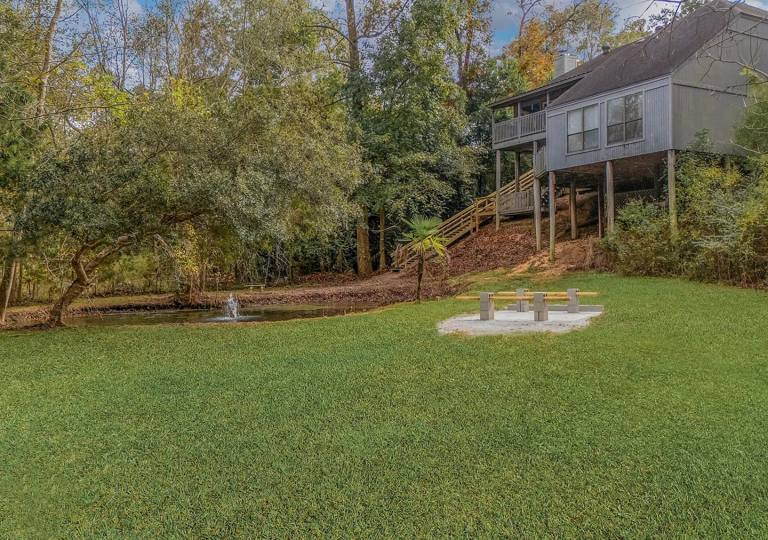 14 Creek Dr — Photo 1