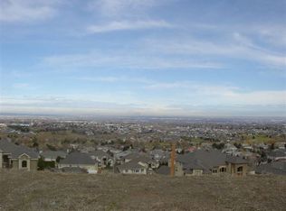 2 W 47th Ave, Kennewick, WA