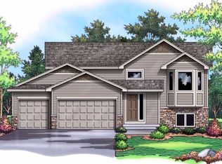 17229 E Lake Netta Dr NE, Ham Lake, MN 55304