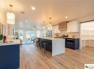 1407 S Pine St, Georgetown, TX 78626