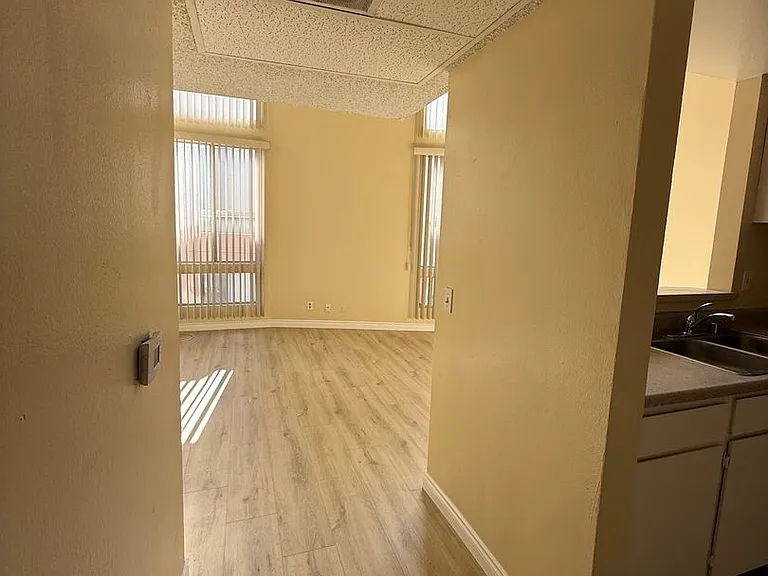 807Bunk — Photo 3