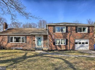 541 Luther Rd, Harrisburg, PA 17111