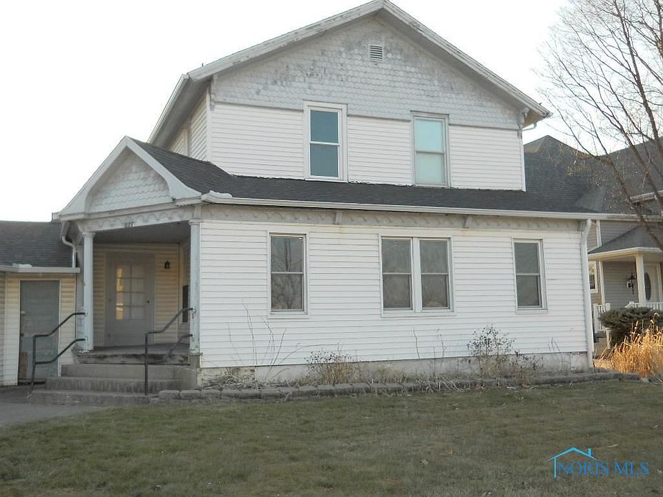 1st image of 827 Scott St
