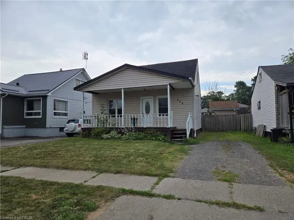 325 Simpson Ave, Welland, ON L3B 4Y7