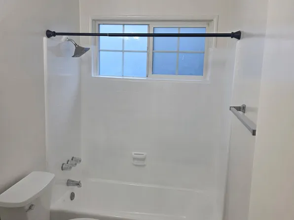 1538 W 207th St, Torrance, CA 90501