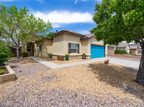 44035 Parkview Ln, Lancaster, CA 93535