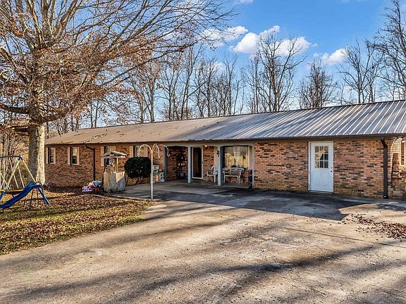 2nd image of 2801 County Road 107