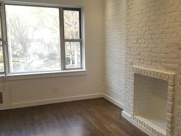 2nd image of 1736 2nd Ave APT 1B