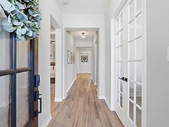 4th image of 8670 Burdekin Rd