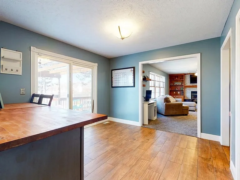14 Kleggstone Cir — Photo 5