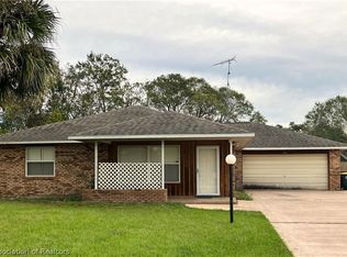 4014 Mandarin Rd, Sebring, FL 33875