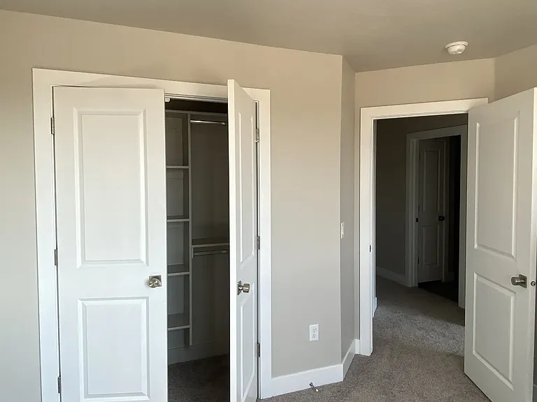 3037 N 225 E — Photo 6