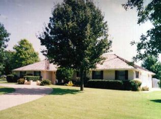 1322 N Mockingbird Rd, Guthrie, OK 73044