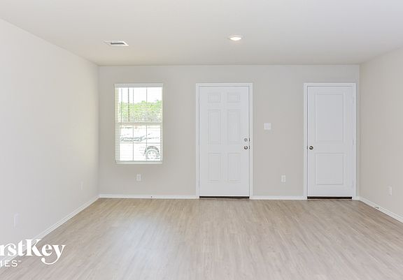 3rd image of 9630 Littleton Grist
