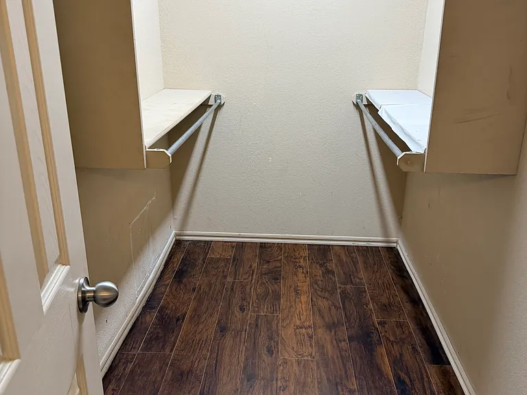 11224 Queen Anne Ave — Photo 12
