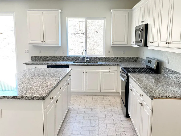 7810 Sunny Gulch Ct — Photo 6