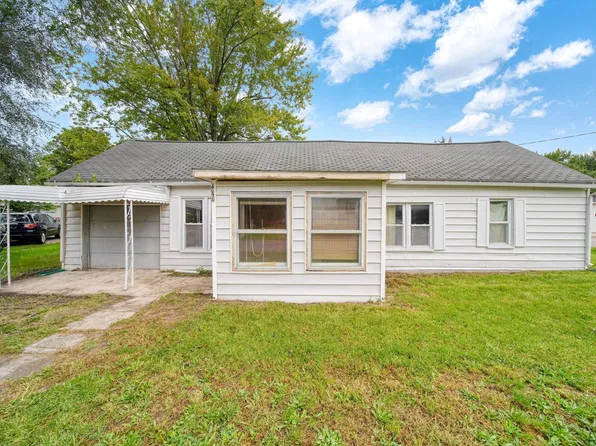 4148 Sycamore St, Palmyra, MI 49268