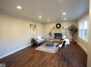 118 Sycamore Dr, Mount Holly Springs, PA 17065