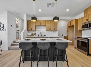 2079 Freya Walk, Sacramento, CA 95835