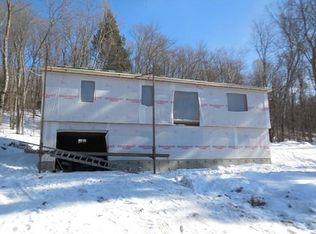 48 Washington Rd, Brimfield, MA 01010