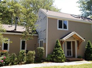 223 Indian Trl S, South Kingstown, RI 02879