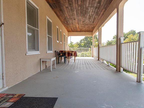 3rd image of 15632 Avenue 309