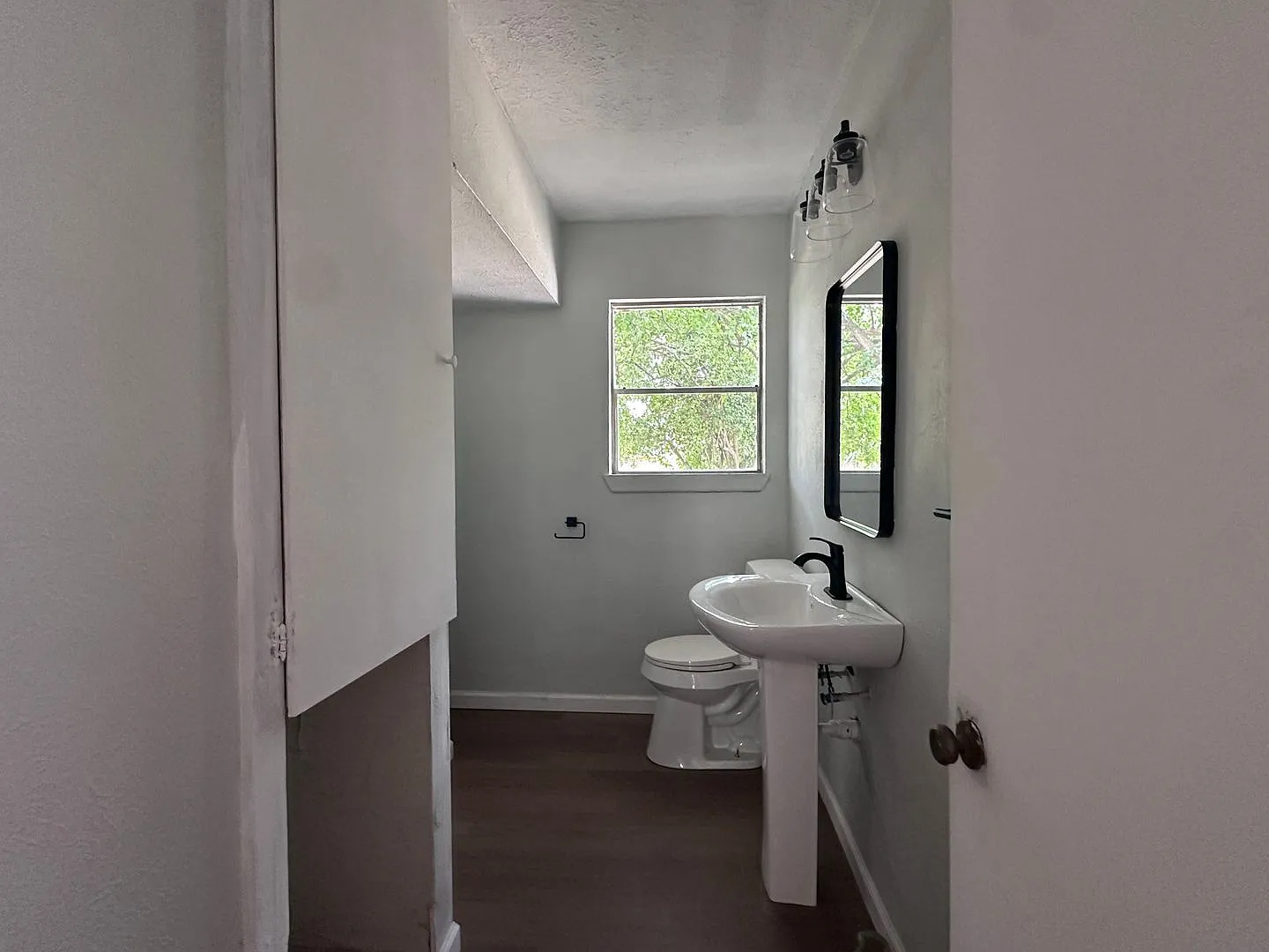 Ready for move in — Photo 4