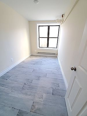 5th image of 31-74 35th St #7
