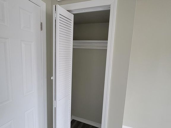 5th image of 188 Highland Ave APT 2