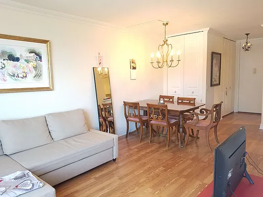 Sold by Real Team Brokerage | media 14