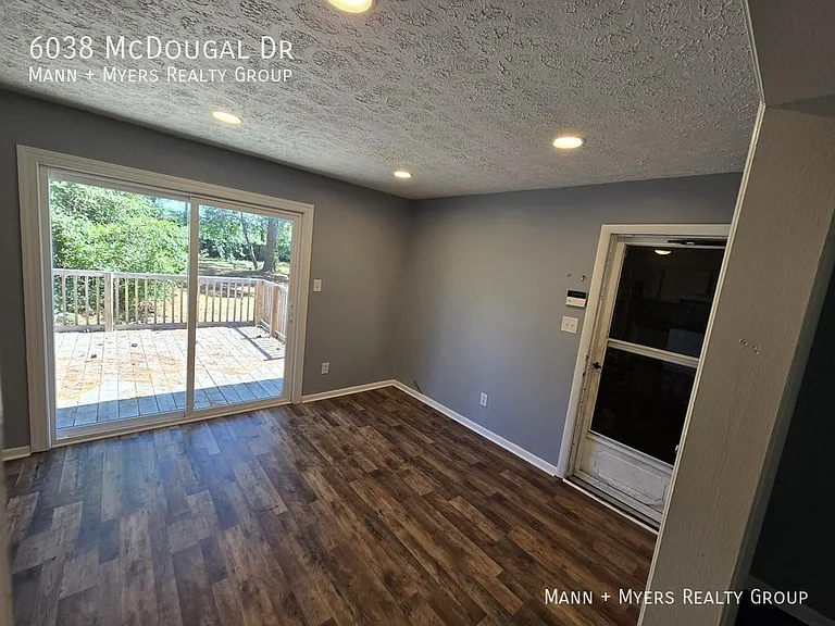 6038 McDougal Dr — Photo 7