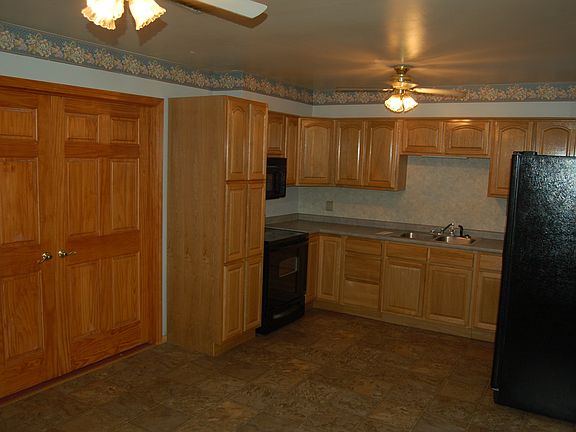 3rd image of 3525 Brookfield Ln
