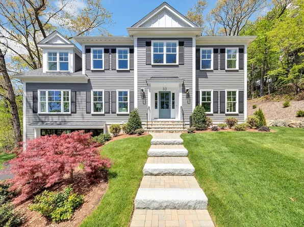 32 Brookside Ave, Lexington, MA 02421