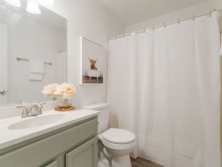 Twin Oaks - $500 Off First Months Rent! — Photo 30