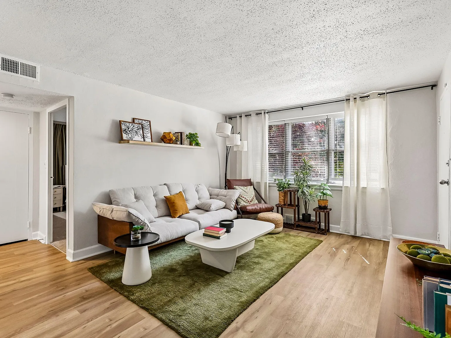 Brickline Apartments — Photo 3