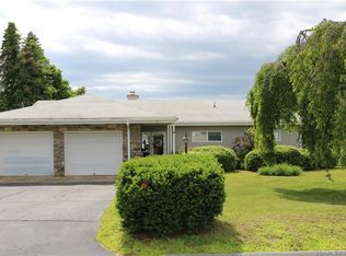 18 Wayne St, Norwich, CT 06360