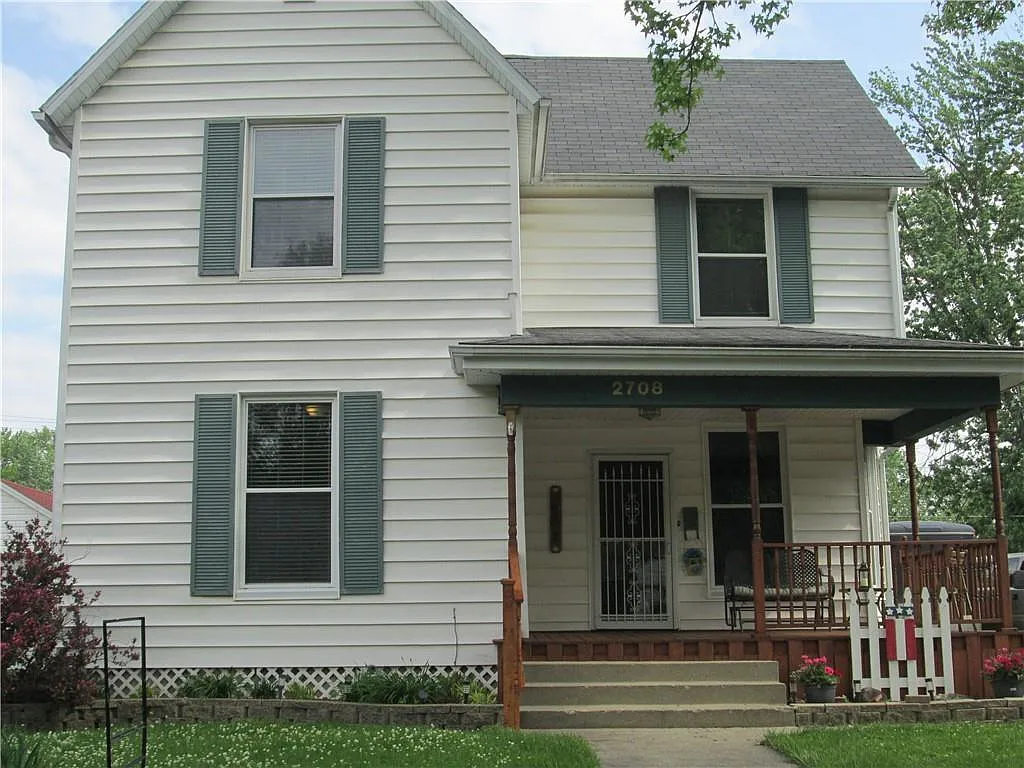 2708 Prairie Ave photo 1